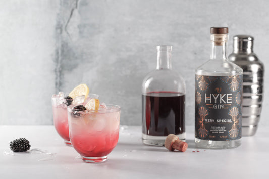 HYKE Gin Very Special Bramble